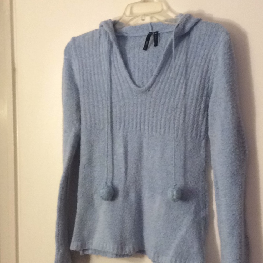 Juniors hooded sweater